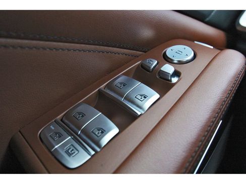 Used 2020 BMW X7 M50i AWD/4WD image 21