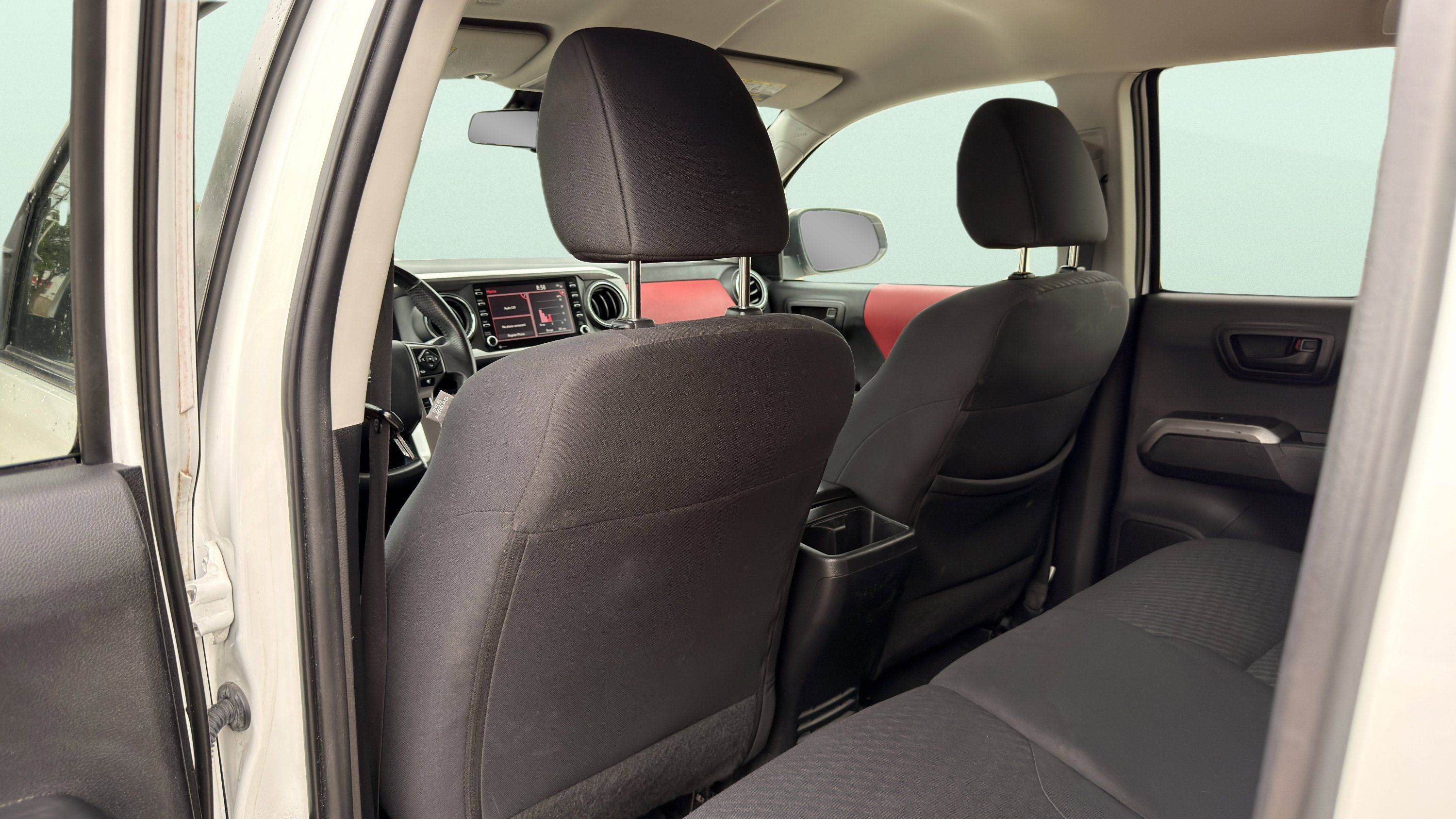 Used 2022 Toyota Tacoma SR5 RWD image 23