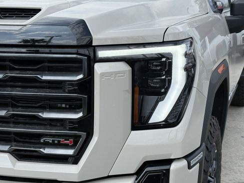 New 2026 GMC Sierra 2500 AT4 w/ AT4 Premium Plus Package image 8