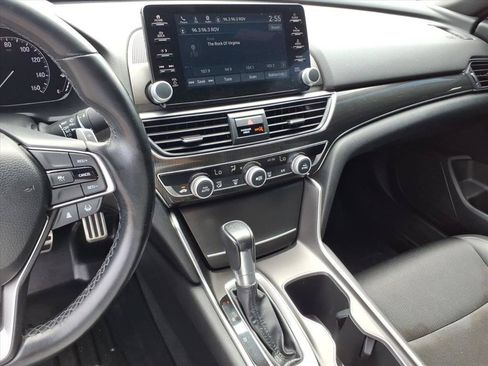 Used 2022 Honda Accord Sport image 30