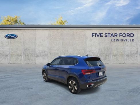 Used 2024 Volkswagen Taos SE AWD/4WD image 6
