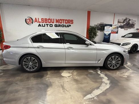 Used 2018 BMW 540i RWD image 15