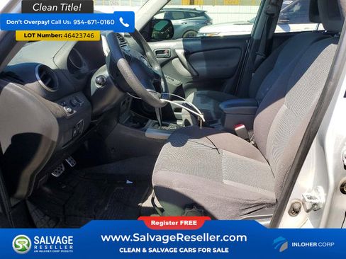 Used 2005 Toyota RAV4 2WD image 9
