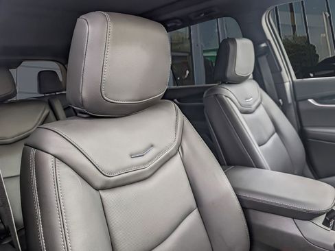 New 2025 Cadillac XT6 Premium Luxury image 21