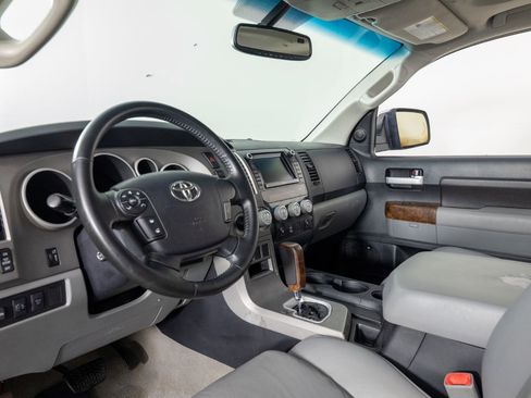 Used 2010 Toyota Tundra Limited AWD/4WD image 13