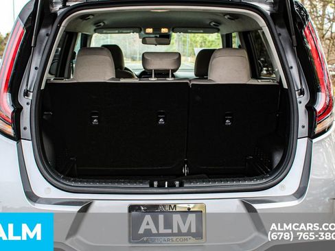 Used 2025 Kia Soul LX image 21