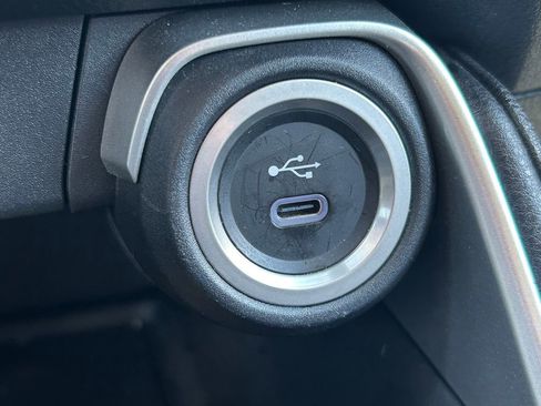 Certified 2025 Toyota Grand Highlander FWD image 31