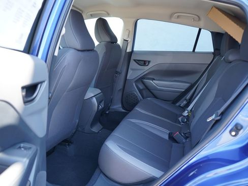 Used 2025 Subaru Crosstrek 2.0i Premium image 10