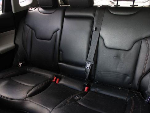 Used 2022 Jeep Compass Limited AWD/4WD image 17