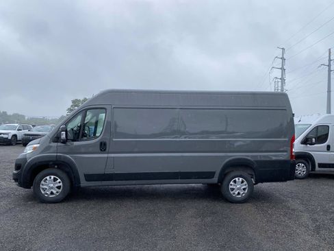 Used 2025 RAM ProMaster 3500 w/ Quick Order Package 22H SLT+ FWD image 7