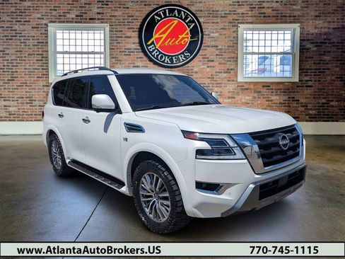 Used 2021 Nissan Armada SL w/ Captain's Chairs Package RWD image 1