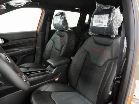 New 2026 Jeep Compass Trailhawk image 11