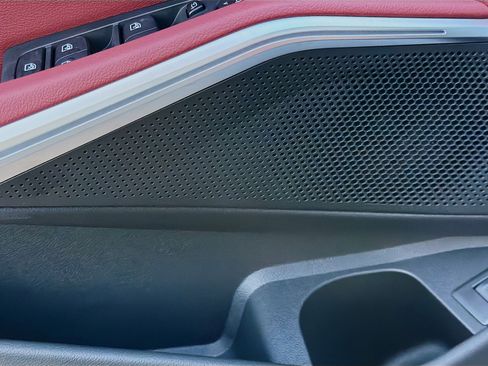 New 2026 BMW 330i Sedan w/ M Sport Package image 23