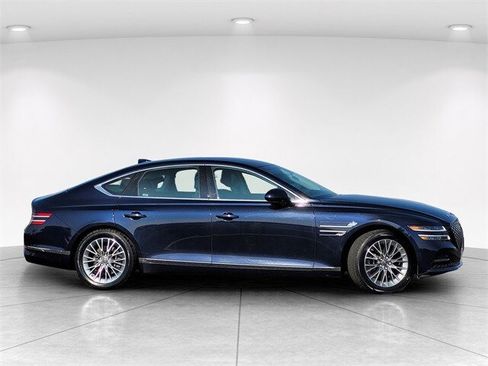 Used 2023 Genesis G80 2.5T image 3