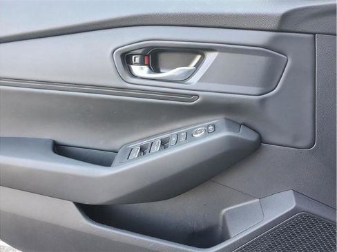 Used 2025 Honda Accord SE image 18