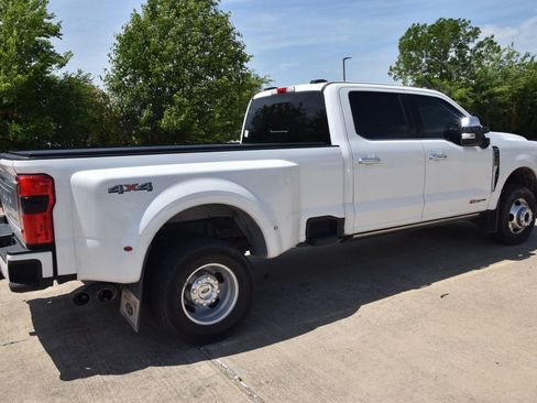 Used 2024 Ford F350 Platinum AWD/4WD image 6