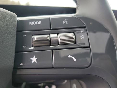 Certified 2026 Kia EV9 Land w/ Nightfall Edition Package image 27