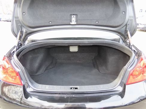 Used 2013 INFINITI G37 x w/ Premium Pkg image 10