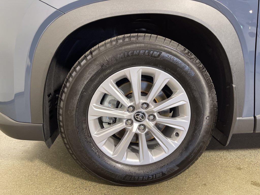 Certified 2026 Toyota Grand Highlander AWD Hybrid image 11