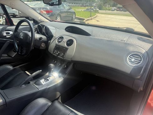 Used 2011 Mitsubishi Eclipse GS FWD image 13