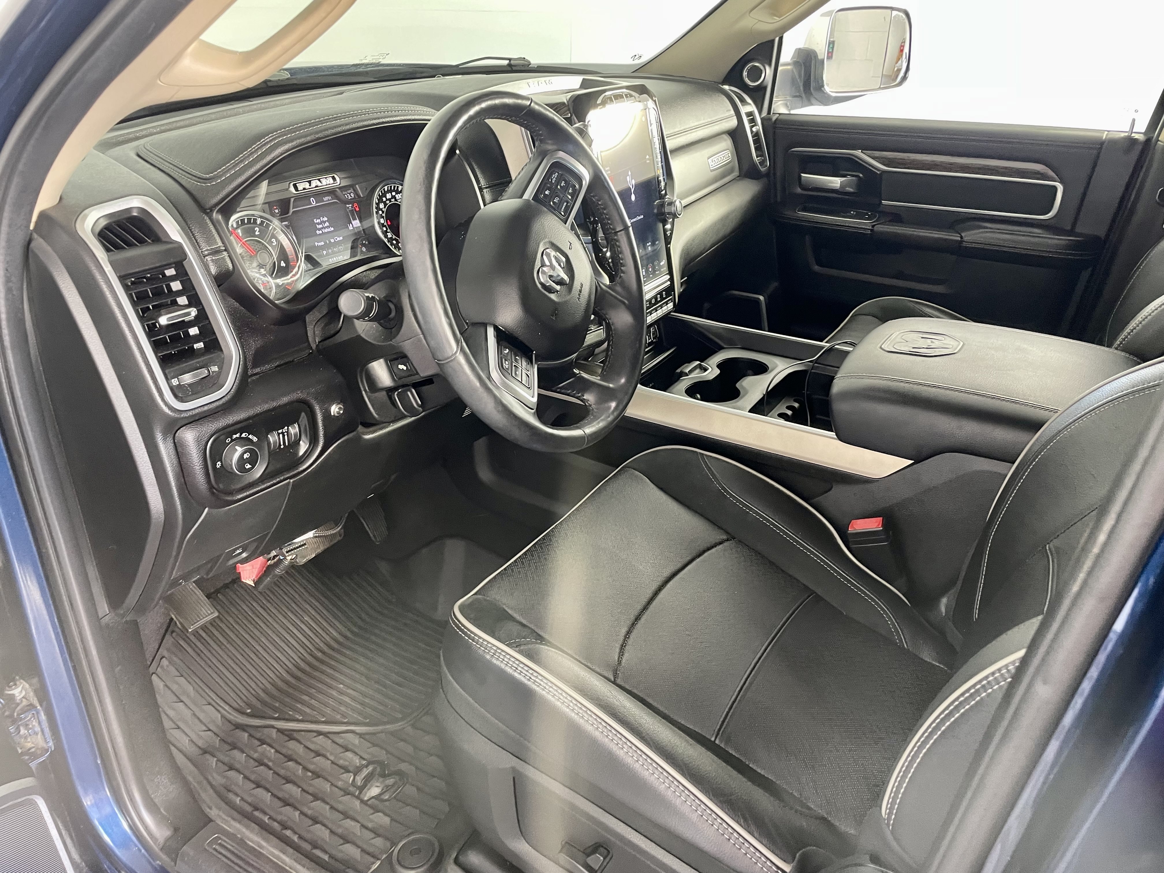 Used 2021 RAM 3500 Laramie AWD/4WD image 7