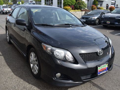 Used 2009 Toyota Corolla S FWD image 3
