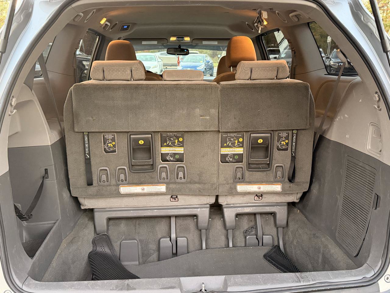 Used 2017 Toyota Sienna LE FWD image 20