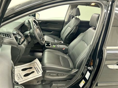 Used 2024 Honda Odyssey Elite image 9