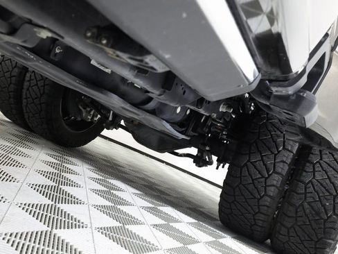 Used 2025 Ford F450 Lariat w/ Lariat Ultimate Package image 51