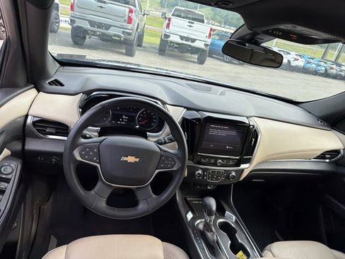 Used 2023 Chevrolet Traverse LT w/ LPO, Floor Liner Package AWD/4WD image 14