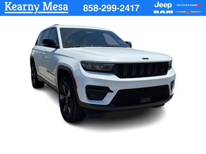 Used 2024 Jeep Grand Cherokee Altitude
