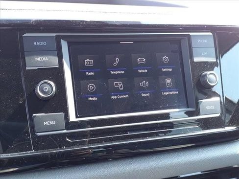 Used 2024 Volkswagen Taos S FWD image 20