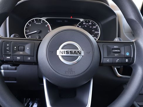 Used 2021 Nissan Rogue SV AWD/4WD image 10
