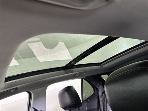 Used 2019 Chevrolet Equinox Premier image 19