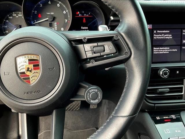 Used 2024 Porsche Macan Turbo AWD/4WD image 20