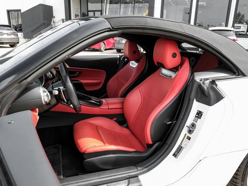 Used 2022 Mercedes-Benz SL 63 AMG 4MATIC image 23
