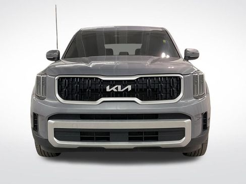 Used 2023 Kia Telluride LX FWD image 5