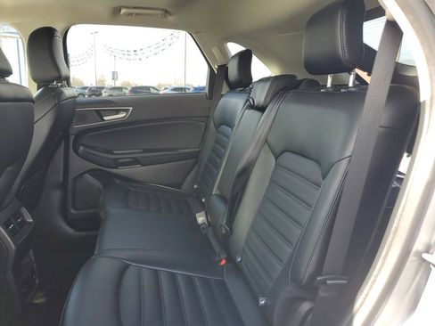 Certified 2023 Ford Edge SEL w/ Convenience Package AWD/4WD image 8