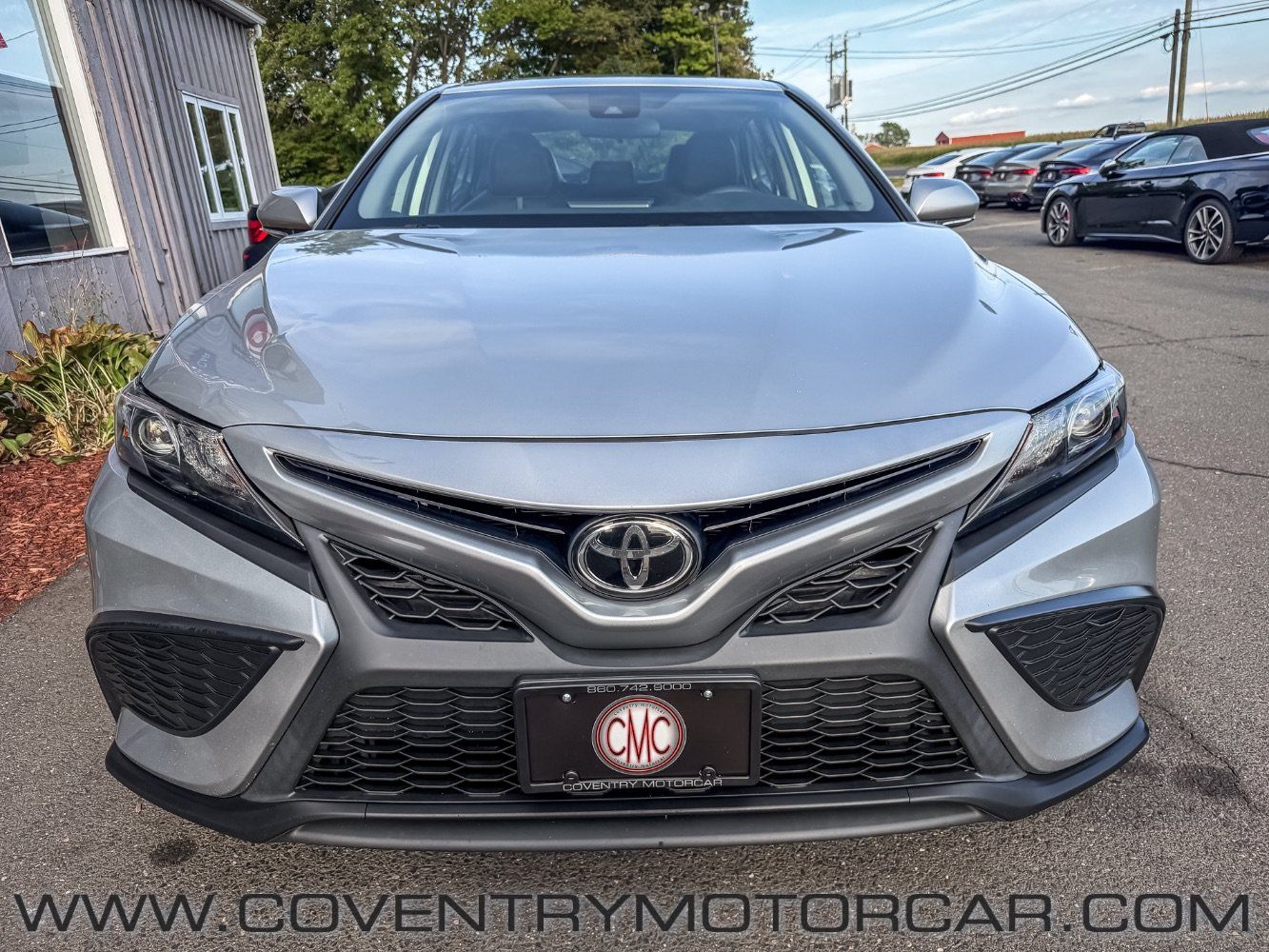 Used 2024 Toyota Camry SE w/ Cold Weather Package AWD/4WD image 3
