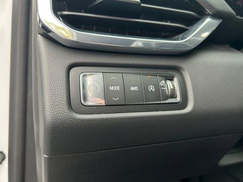 New 2026 GMC Acadia Elevation image 21