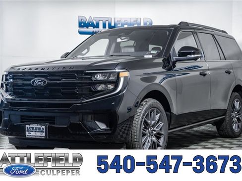 New 2025 Ford Expedition Platinum w/ Stealth Performance Package image 3