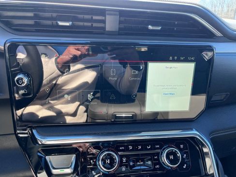 New 2025 GMC Sierra 1500 Denali w/ Technology Package image 13