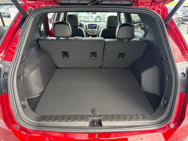 Certified 2024 Chevrolet Equinox RS w/ RS Leather Package AWD/4WD image 33