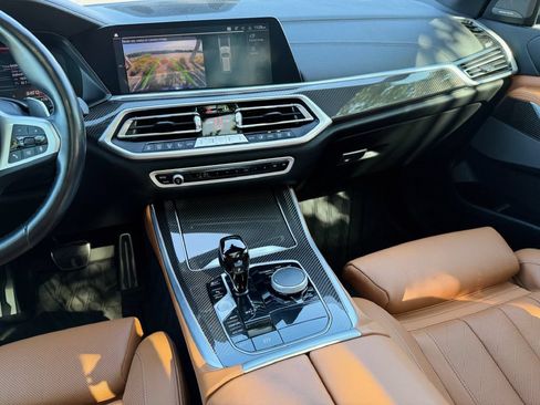 Used 2022 BMW X5 M50i w/ Climate Comfort Package AWD/4WD image 18