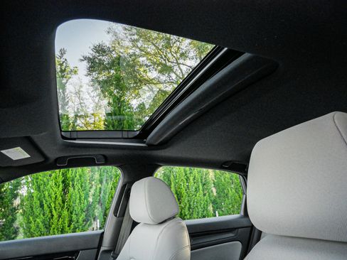 Certified 2025 Honda Civic Sport image 27