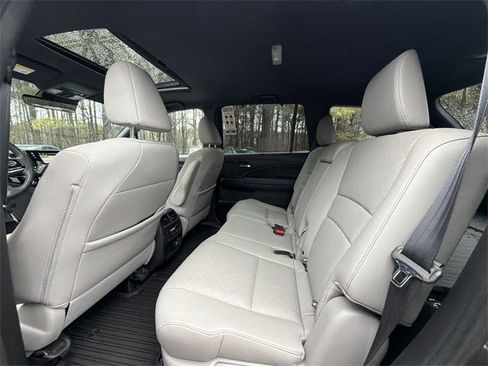 Used 2019 Honda Passport Touring image 24