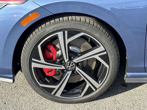 New 2026 Volkswagen GTI SE FWD image 23