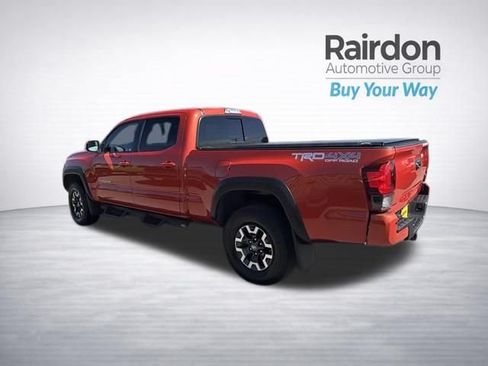 Used 2018 Toyota Tacoma TRD Off-Road w/ TRD Premium Off Road Package AWD/4WD image 5
