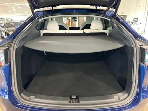 Used 2023 Tesla Model Y Performance image 42