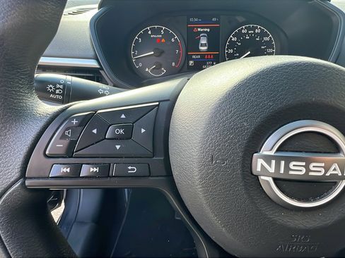 Used 2024 Nissan Altima 2.5 S image 26